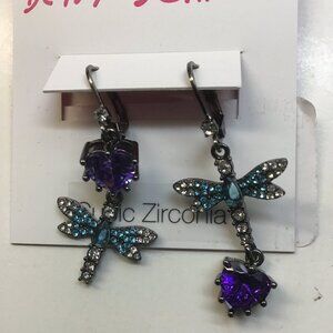 Betsey Johnson New Mismatch Dragonfly and Purple Heart Earrings